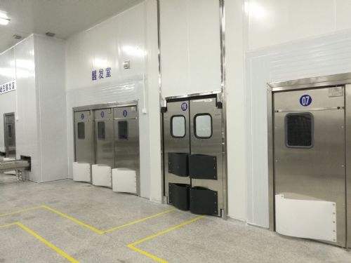 MIDAS Warehouse Traffic Door 