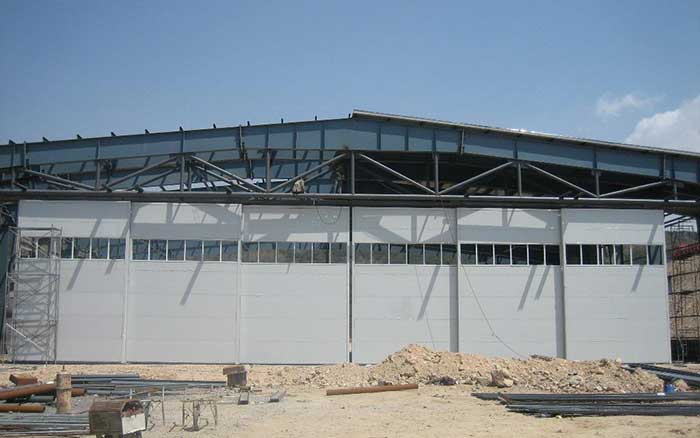 XinXiang hangar door