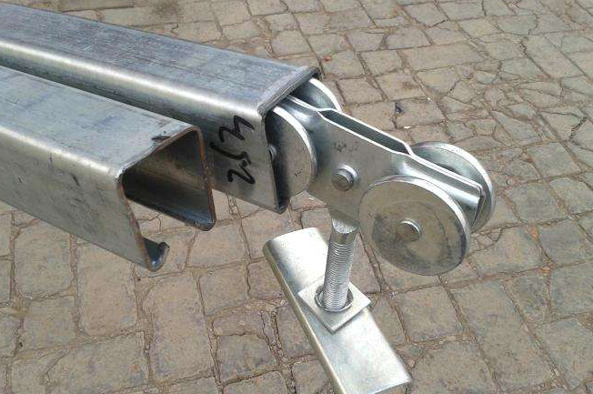 folding door Hanging rail and wheel