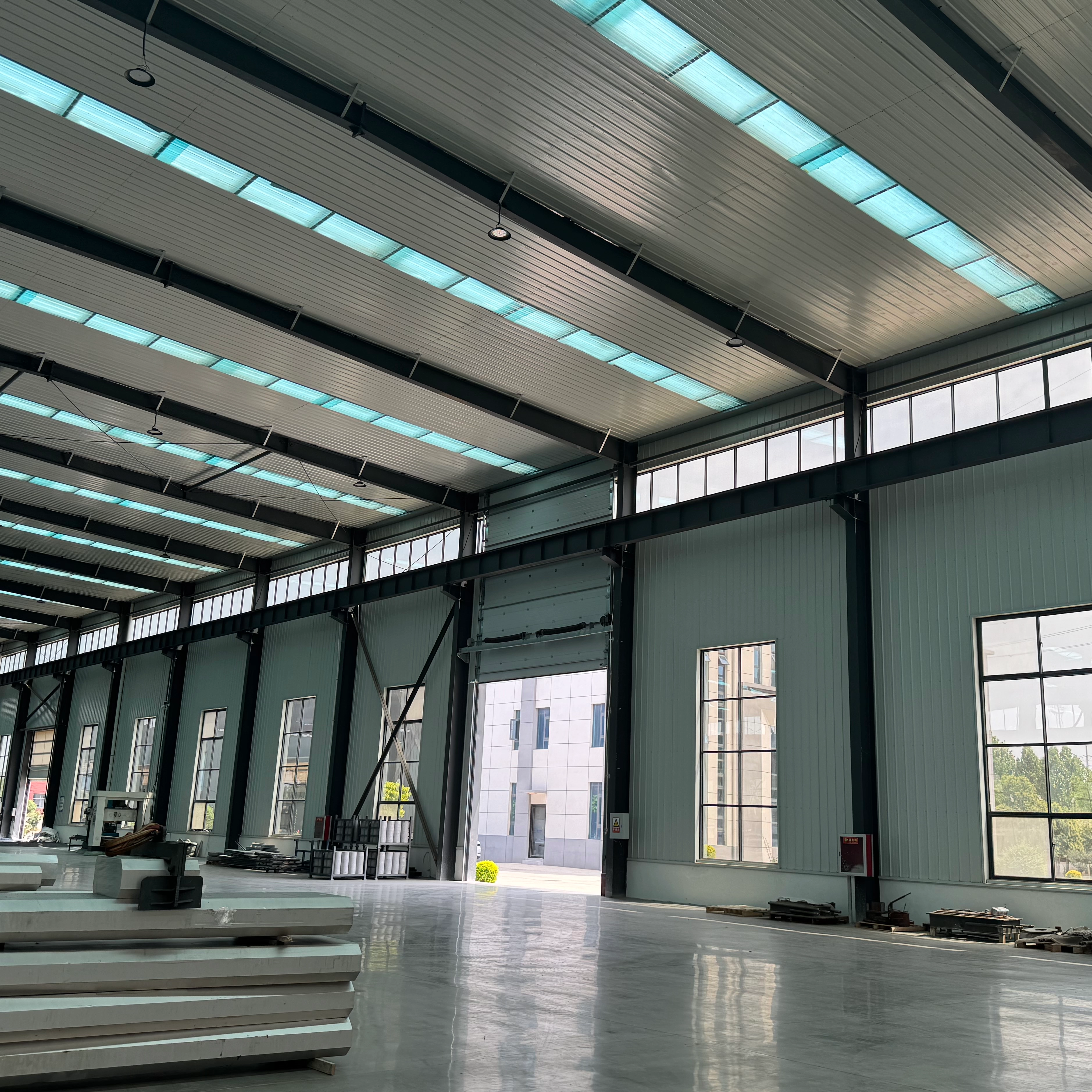 Industrial Doors for Automotive and Machinery Facilities
